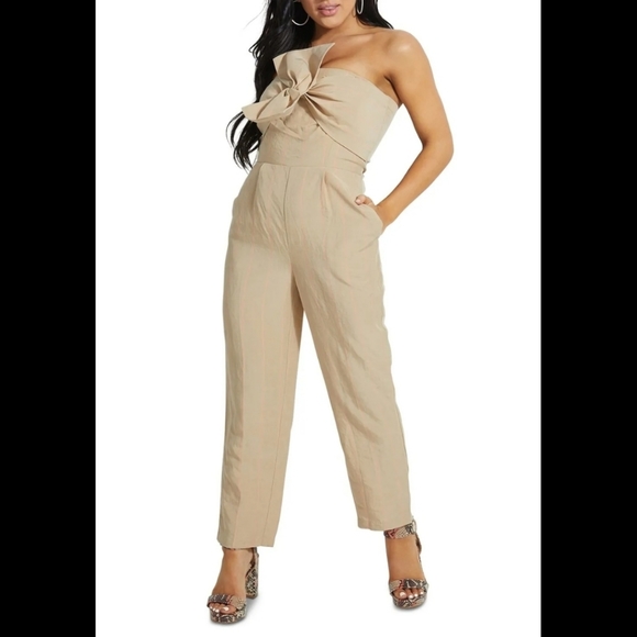NWT Guess Evelina strapless jumpsuit XS womens NEW - Picture 1 of 8